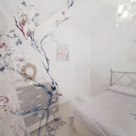 Maison De Le Rose Ferienhaus Gioia Tauro