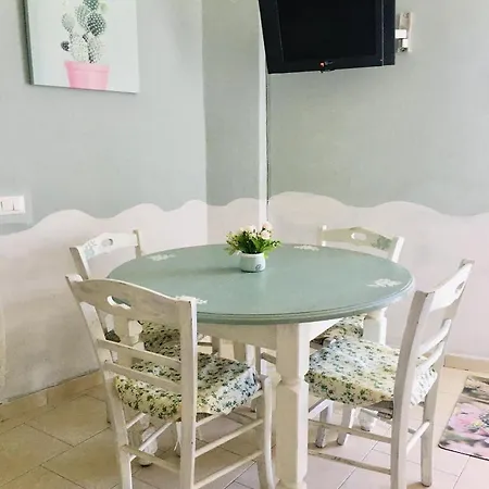 Maison De Le Rose Gioia Tauro