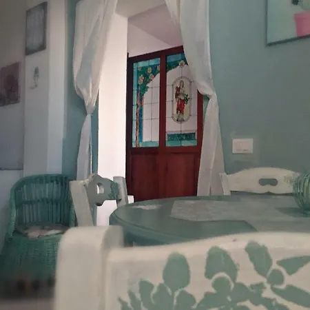 Maison De Le Rose *
